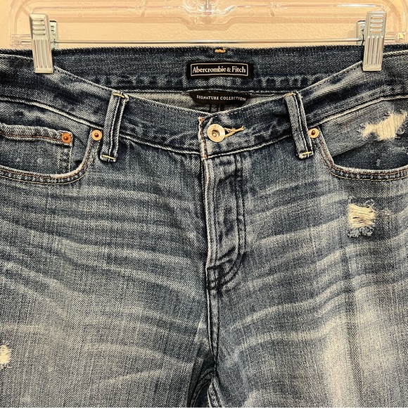 Abercrombie & Fitch Signature Collection Jeans 30, Distressed Mid Rise, Straight - Picture 2 of 8